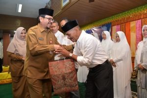 Pj Sekda Minta ASN yang Berhaji Doakan Kemakmuran dan Kesejahteraan Aceh