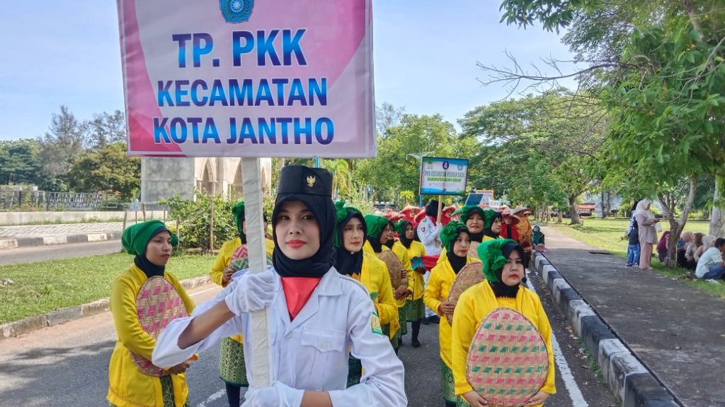 Peringati HKG Ke-52, TP PKK Aceh Besar Gelar Parade dan Bazar UMKM di JSC Kota Jantho