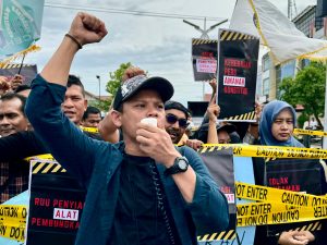 Tolak Revisi Undang-undang Pers, Puluhan Wartawan Gelar Aksi ke Gedung DPRK Lhokseumawe