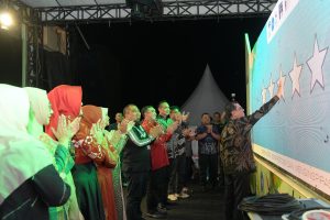 Pj Sekda Aceh Tutup Bazar UMKM Expo Aceh Besar