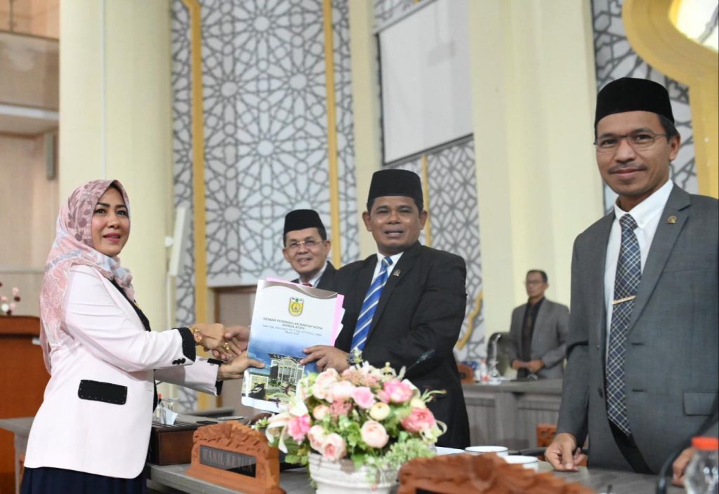 Banggar Sampaikan Sejumlah Usul Saran dan Pendapat Terkait Raqan Pertanggungjawaban APBK 2023