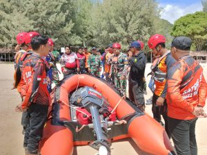 Korban Terseret Arus di Pantai Lhoknga Belum Ditemukan