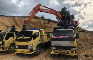 Polisi Amankan Satu Unit Ekskavator di Lokasi Tambang Ilegal di Pidie