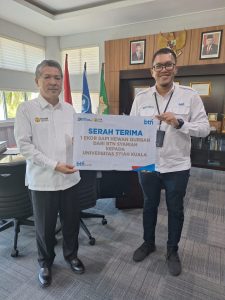 BTN Syariah Serahkan Hewan Qurban untuk Mahasiswa USK Kurang Mampu