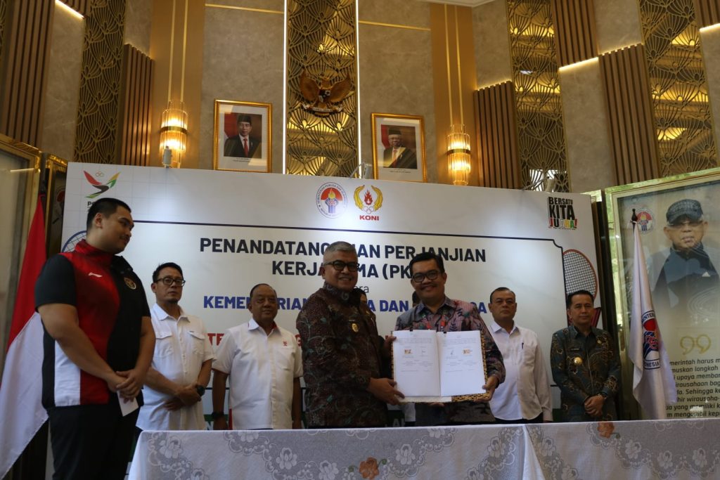 Pj Gubernur Aceh Lakukan Penandatanganan PKS Penyelanggaraan PON XXI di Kemenpora