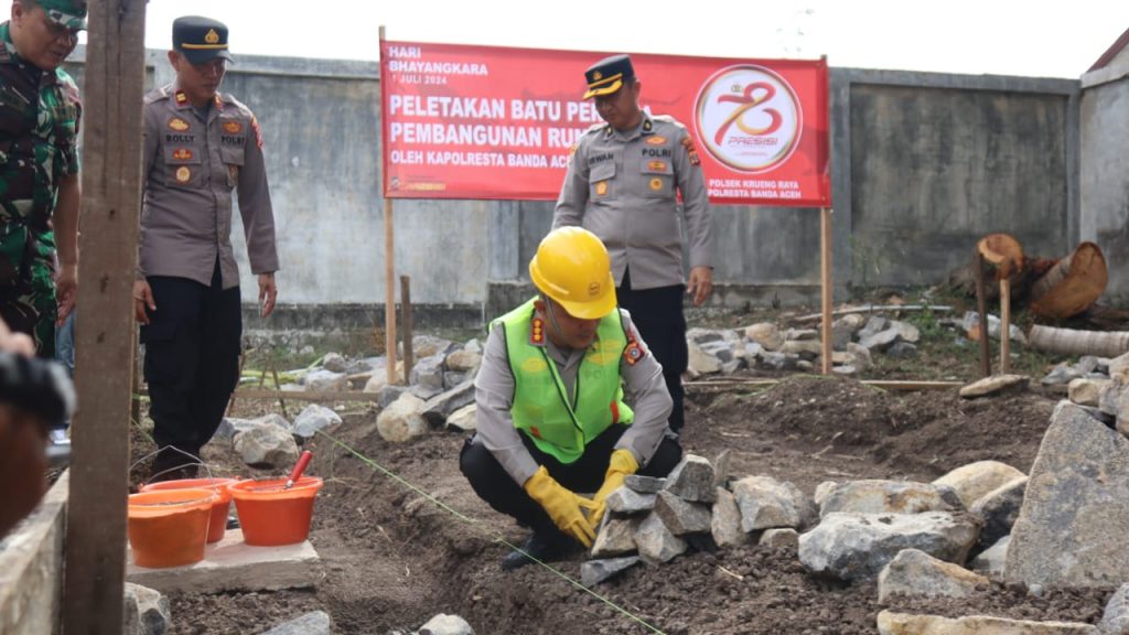 Kapolresta Banda Aceh Letakkan Batu Pertama Rumah Tgk Hasyem