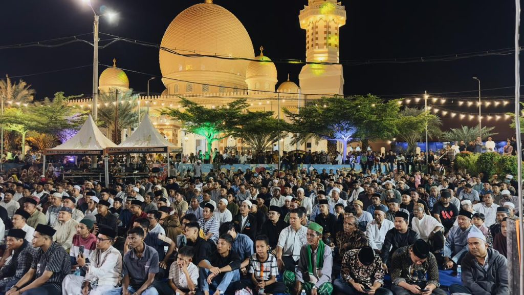 Tgk Ismail Isi Tabligh Akbar 1 Muharram di Masjid Keuchik Leumiek
