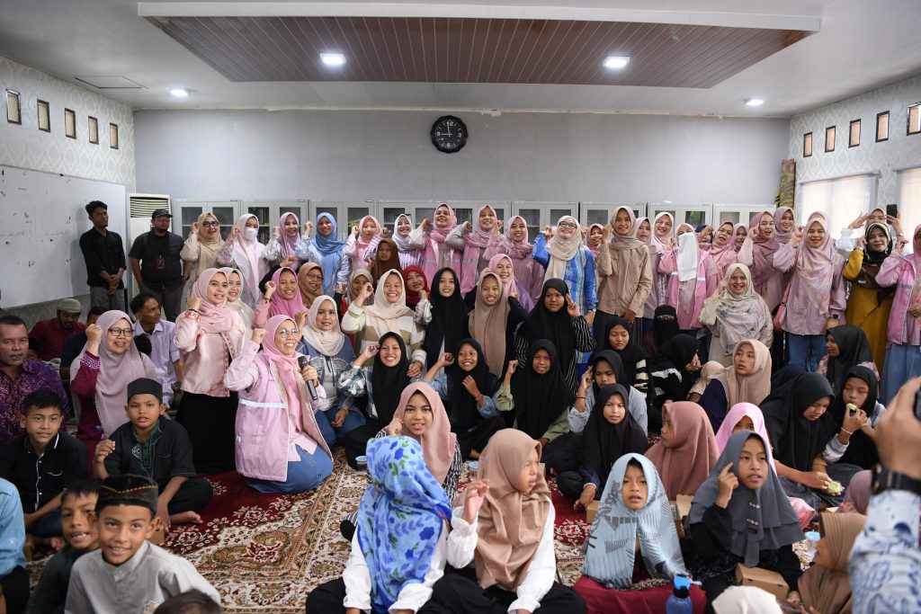 Peringati Hari Anak, Mellani Titipkan Mimpi Aceh Kepada Anak-anak Rumoh Seujahtra Aneuk Nanggroe