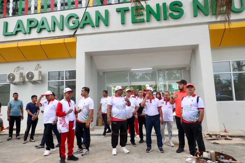 Pj Gubernur Jalan Kaki Tinjau Venue Tenis Neusu