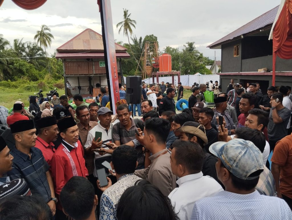 Ribuan Warga Aceh Barat Deklarasikan Dukungan untuk Tarmizi SP dan H Muzakir Manaf