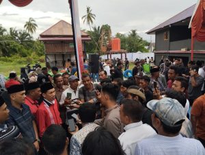 Ribuan Warga Aceh Barat Deklarasikan Dukungan untuk Tarmizi SP dan H Muzakir Manaf