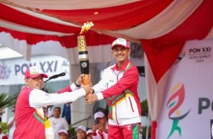 Pemko Gelar Upacara Sambut Api PON di Balai Kota