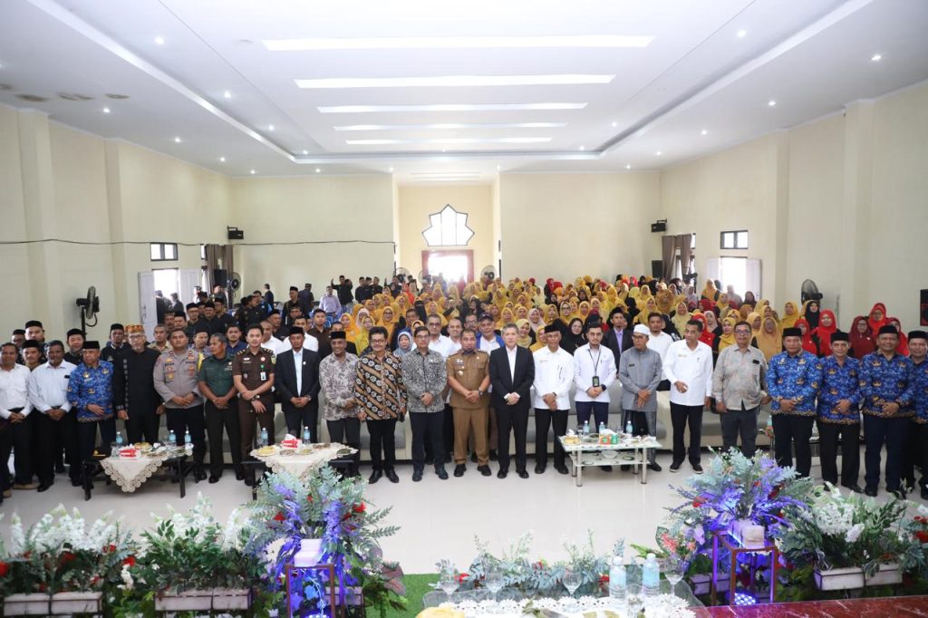 Pemkab Aceh Besar Gelar Duek Pakat Tokoh Pendidikan Aceh Rayeuk 