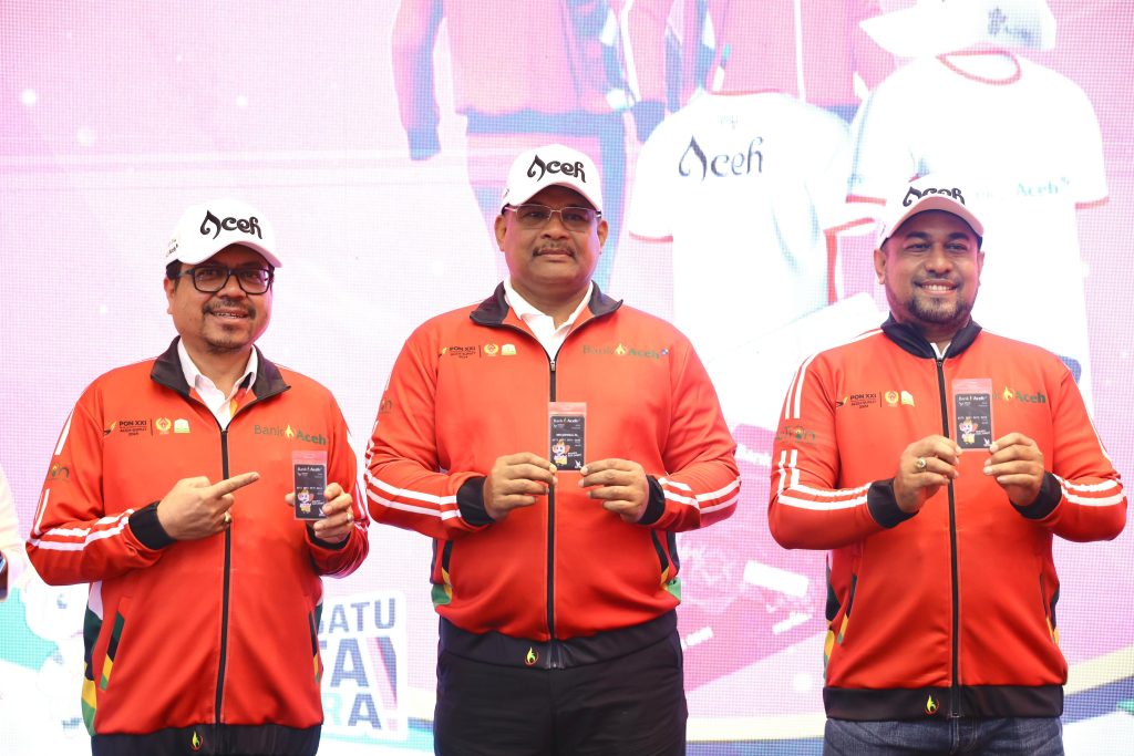 Pj Gubernur Safrizal Luncurkan Jersey Atlet Kontingen Aceh PON XXI