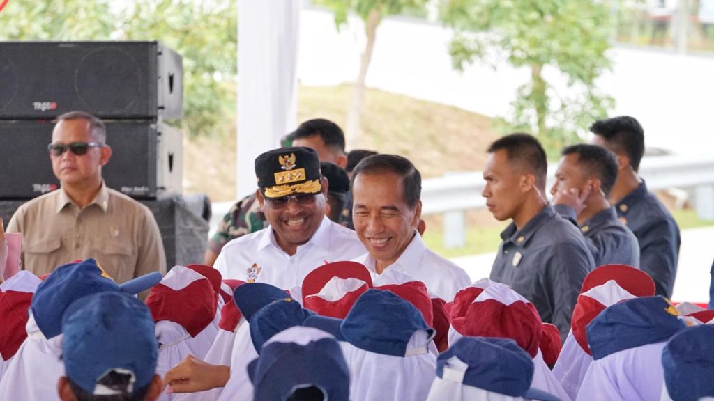 Pj Gubernur Safrizal Dampingi Presiden Resmikan Empat Ruas Jalan Tol Sigli-Banda Aceh