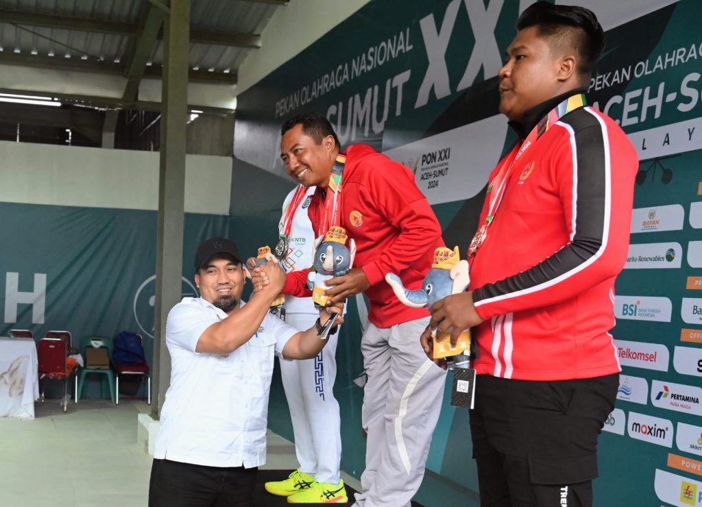 Pj Bupati Iswanto Kalungkan Medali Cabor Menembak PON XXI