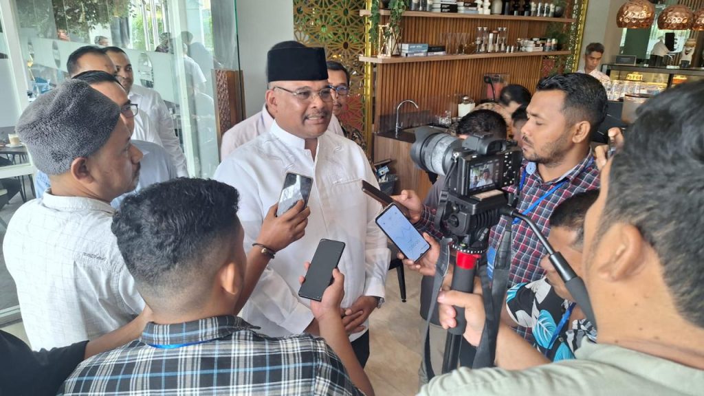 Jadi Narasumber UKW PWI Aceh, Pj Gubernur: Pers Memiliki Risiko Besar