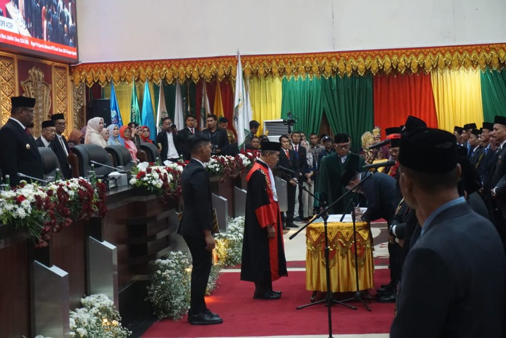 Sah, Anggota DPRA Periode 2024-2029 Resmi Dilantik