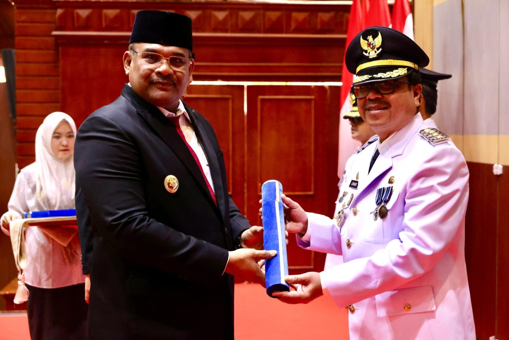 Pj Gubernur Aceh Lantik Pj Bupati Aceh Barat Azwardi