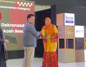 Dekranasda Aceh Besar Raih Tiga Penghargaan Pada Ajang The Jakarta INACRAFT on October 2024 