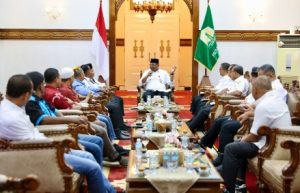 Pj Gubernur Safrizal Tampung Aspirasi Buruh Aceh