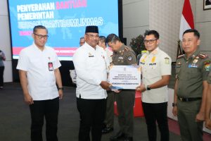 Miliki Kinerja Baik, Satpol PP Aceh Besar Terima Bantuan Tenda Pleton dari Ditjen Adwil Kemendagri