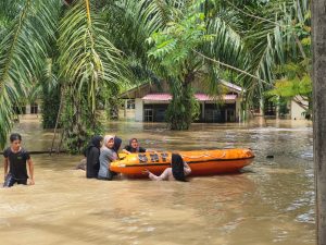 Krueng Teunom Meluap, Dua Kecamatan di Aceh Jaya Dikepung Banjir