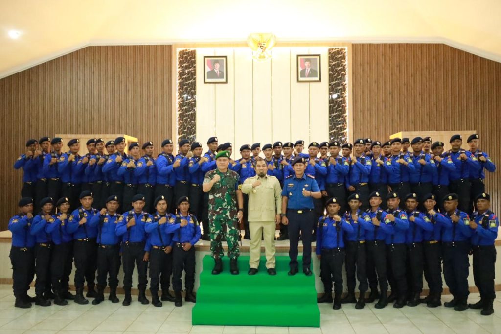 Pj Bupati Iswanto Tutup Diklat Petugas Pemadam Kebakaran Kualifikasi I BPBD Aceh Besar