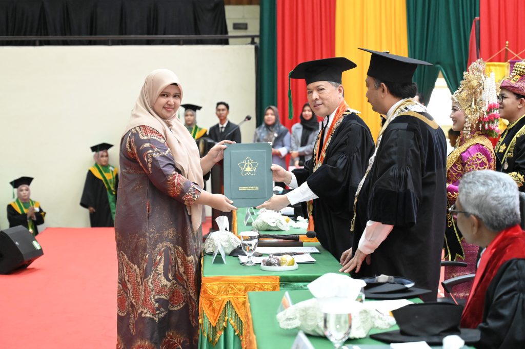 USK Luluskan 2.576 Wisudawan