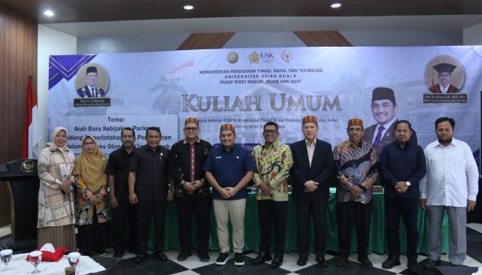 Ketua Komisi II DPR RI Kuliah Umum di USK