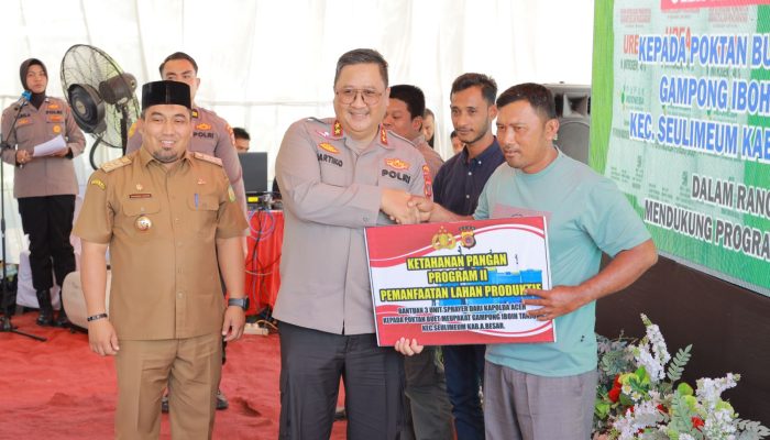 Pj Bupati Iswanto Bersama Kapolda Aceh Tanam Jagung Serentak Nasional