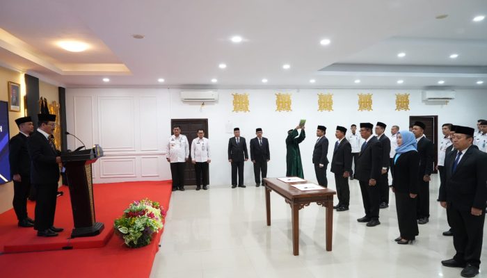 Harapan Meurah Budiman Saat Lantik 9 Pejabat Non Manajerial di Lingkungan Kanwil Kemenkum Aceh