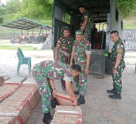 Pangdam Iskandar Muda Bantu 5.500 dus keramik untuk Mushalla dan Meunasah di Aceh