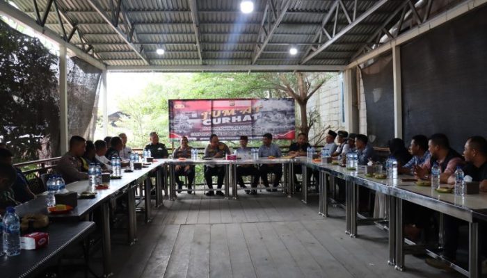 Tampung Aspirasi Masyarakat, Kapolresta Banda Aceh Gelar Jumat Curhat di Kampung Baru