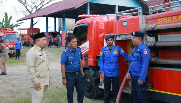 Pj Bupati Aceh Besar Tinjau Unit Damkar di Sibreh
