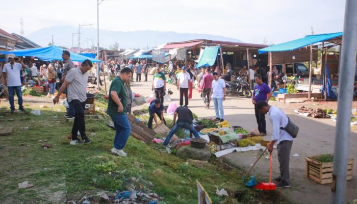 Sambut Ramadhan, ASN Pemko Banda Aceh Gotroy Bersihkan Kota