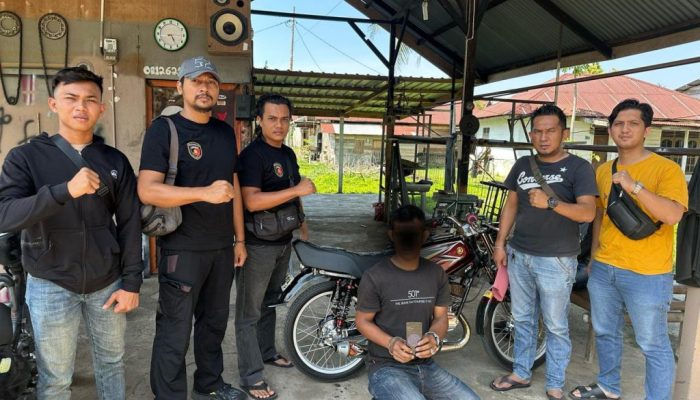 Tukang Las Ditangkap Polisi Setelah Rampas HP Warga
