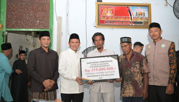 Wakil Gubernur Aceh Safari Ramadhan di Masjid Besar Peusangan Bireuen