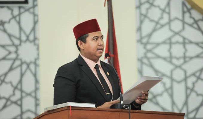 Dewan Minta Pemerintah Segera Perbaiki Jembatan Lamnyong yang Berlubang