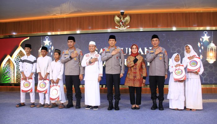 Polri dan Media Bersinergi Berbagi Takjil Serentak di Seluruh Indonesia