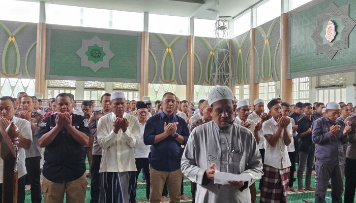 Polda Aceh Gelar Salat Gaib untuk Personel yang Gugur dalam Tugas di Way Kanan