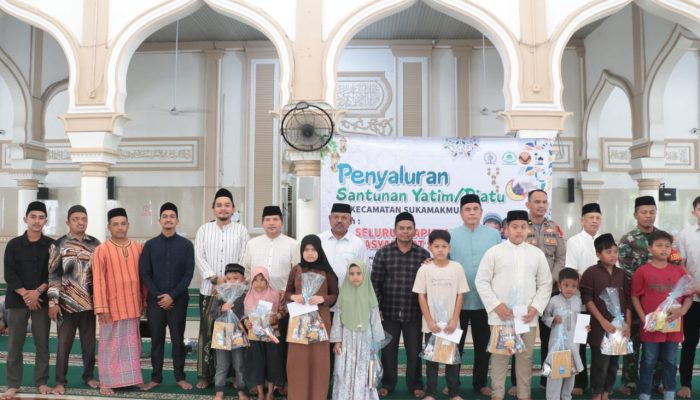 Kadis DSI Aceh Besar Hadiri Santunan Anak Yatim Se Kecamatan Suka Makmur