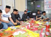 Bupati Syech Muharram Silaturahmi dan Buka Puasa Bersama Masyarakat Gampong Cot Lamkuweuh