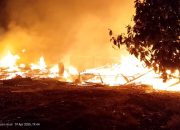 Kebakaran di Tualang Baru, Rumah dan Mushalla Hangus Dimangsa Api