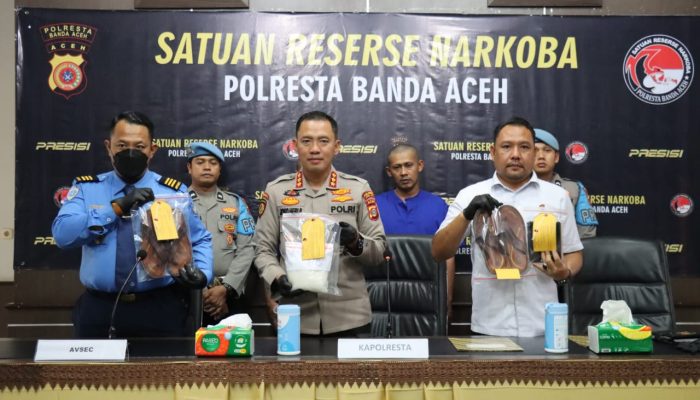 Polisi Gagalkan Penyeludupan 900 Gram Sabu di Bandara SIM