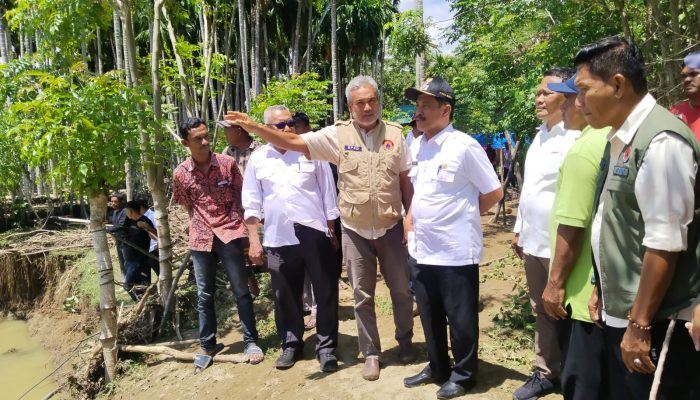 Tindak Lanjut Laporan Masyarakat, Wakil Bupati Aceh Besar Tinjau Lokasi Banjir di Leungah