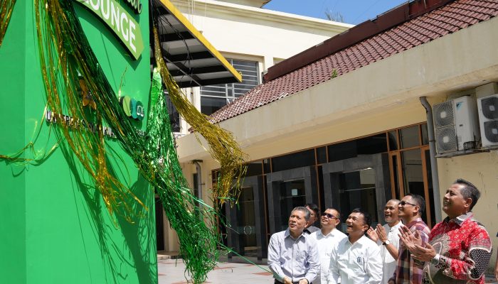Rektor USK Resmikan Kansis dan Entrepreneur Lounge