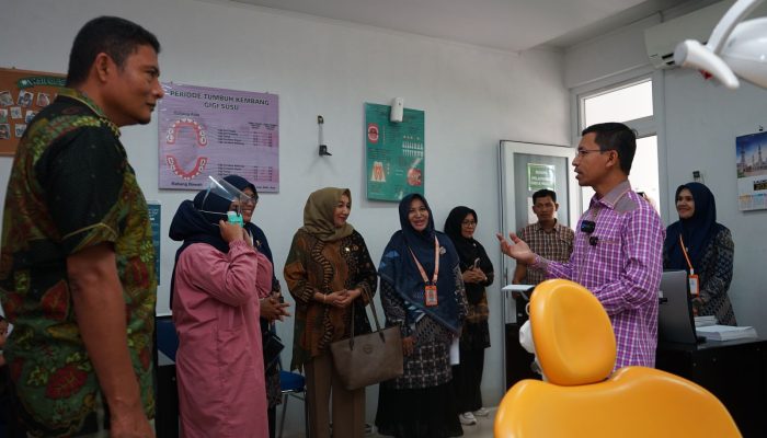 Kunjungi Puskesmas Kopelma Darussalam, Komisi IV DPRK Dorong Peningkatan Status BLUD Puskesmas