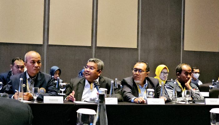 Taqwaddin sampaikan Tiga Hal pada Rakornas IKA UNAIR di Surabaya