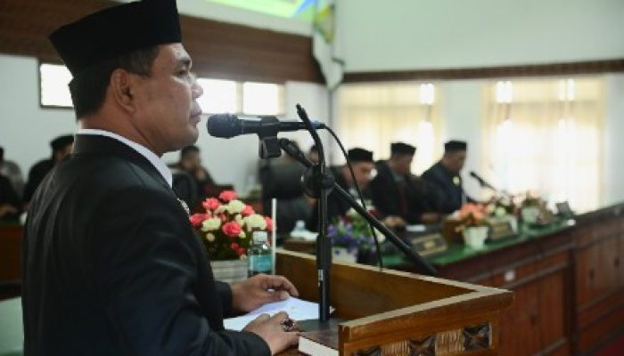 Paripurna HUT ke-41 Kota Jantho, Bupati Syech Muharram Ajak Semua Bersinergi Bangun Aceh Besar